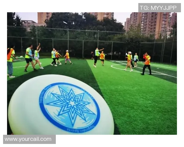 杭州飞盘队中路突破战术解析与实战应用探讨